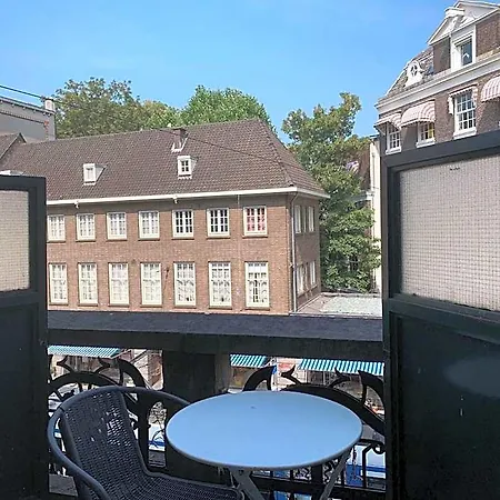 La Belle Vue Hotel 2*